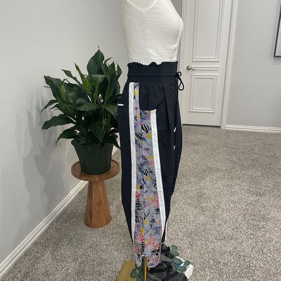 FP Movement by Free People Black Track Pants with Multicolor Trim - Picture 7 of 11